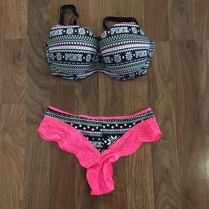 Victoria’s Secret PINK Holiday Bra and Panty Set